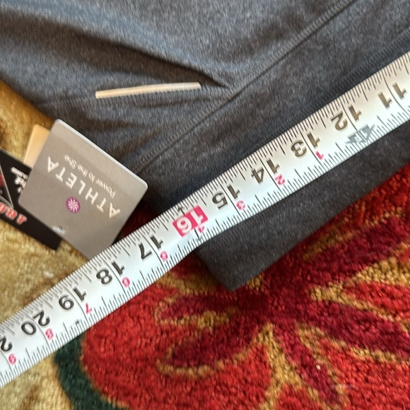 Athleta Gray and Green Relay Athletic 2 in 1 Skort - Picture 9 of 11